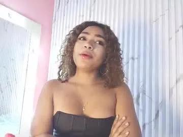 missdionne__curly on Chaturbate 