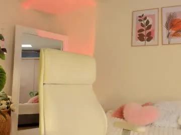 missvaleriaa — Ride dildo [476 tokens left] #latina #fuckmachine #teen #deepthroat #ebony