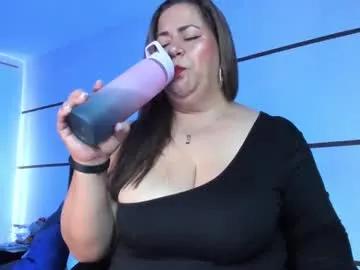 Freechat nathylovexx on Chaturbate