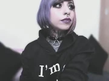 Freechat nikkiramone on Chaturbate