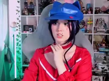 Freechat ohclementinee on Chaturbate