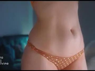 oliviadellvine — pumpkin spice and everything nice.