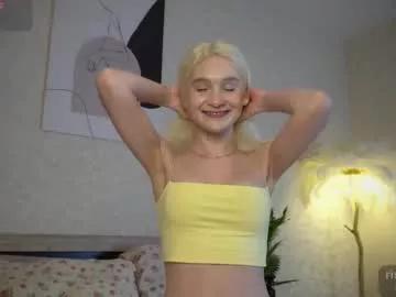 risingdawnn on Chaturbate 