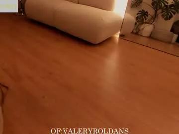 roldansvalery — Love, make me happy wednesday :) #lovense #bigboobs #tease #curvy #latina Goal #1/5   59:31 Left