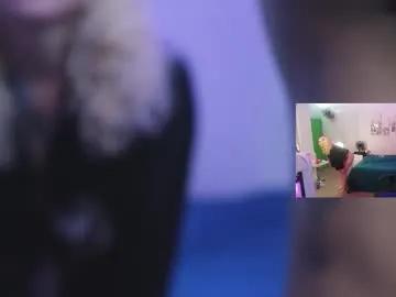 Freechat thepluglove on Chaturbate