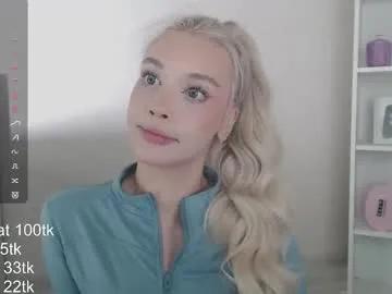 Freechat vickyfuckingdoll on Chaturbate