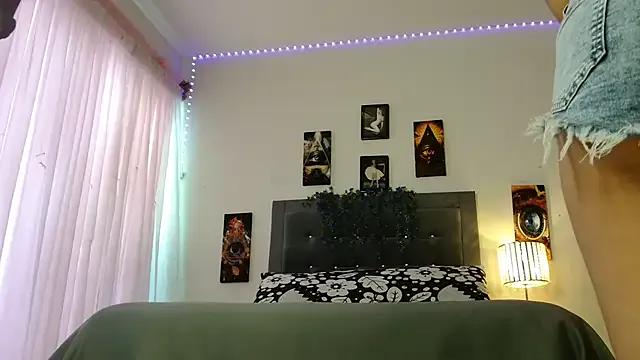 3littleschoolteens — Freechat on StripChat