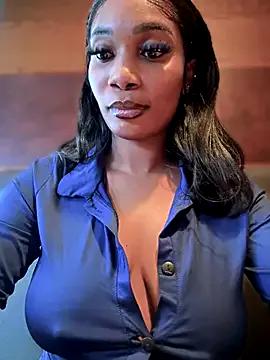 Freechat ___Nessa on StripChat