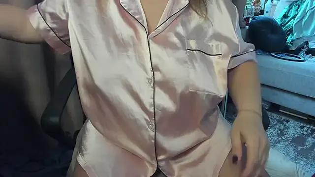 Freechat _Alyssia_ on StripChat