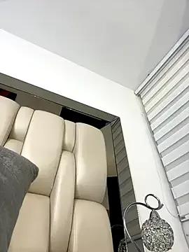 Freechat ALISSON_FOXXX1 on StripChat