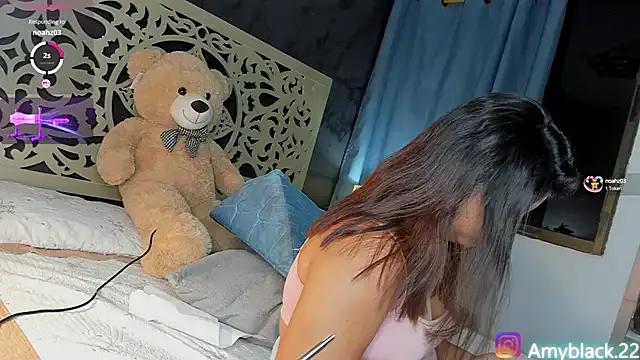 Freechat Amyblack__ on StripChat