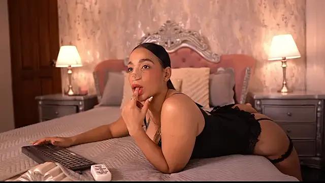 Freechat AngelineConnor on StripChat