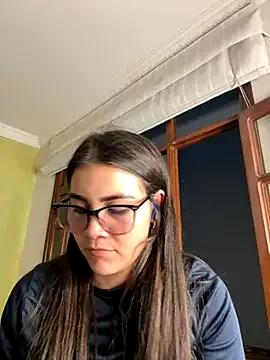 Freechat aurora_divine on StripChat