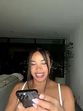 StripChat Brunettexio is Freechat Brunettexio — Show boobs