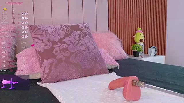 StripChat cristal_subin69 is Freechat cristal_subin69 — Please daddy, more and more squirt