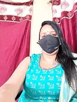 Freechat cute-tanvi on StripChat