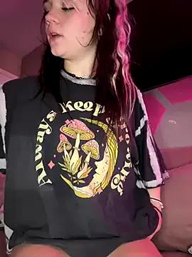 StripChat Cutiepiespanks is Freechat Cutiepiespanks — Take off Crop Under Sweater