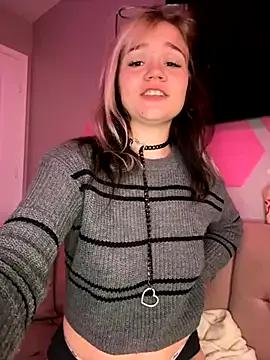 Cutiepiespanks — Freechat on StripChat