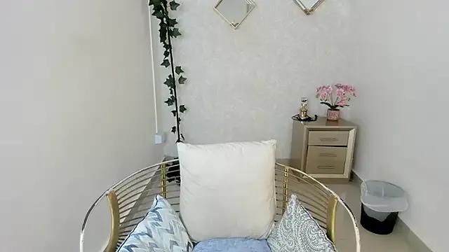 Freechat Dalia_coop on StripChat