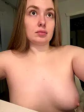 Freechat DeniMilkyyyyy on StripChat