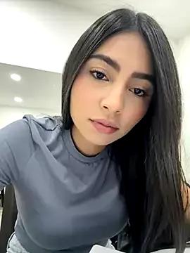 EmelyParker on StripChat 