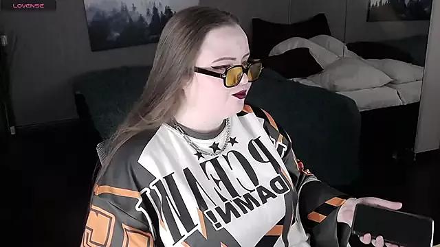 EMMA__CONNOR on StripChat 