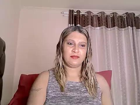 Freechat eroticbeauty37 on StripChat