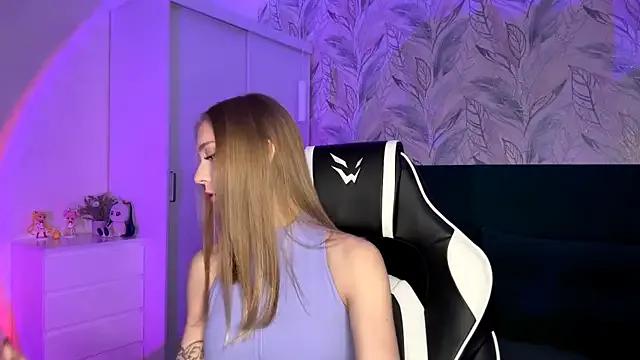 Freechat EvaPeace on StripChat