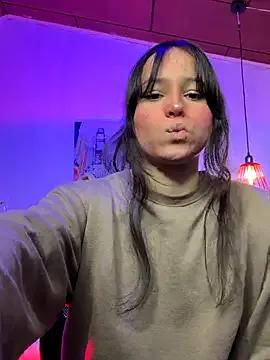 Eymmy_24 on StripChat 