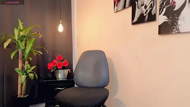 Flor_Gil — SHOW CUM IN PUBLIC