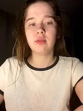 Freechat HornyGirlH on StripChat