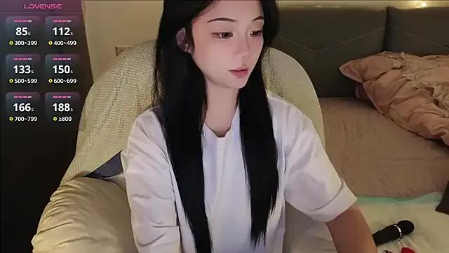 Jennie-007 on StripChat