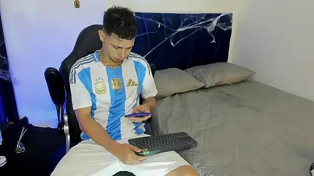 Freechat john_mystic on StripChat