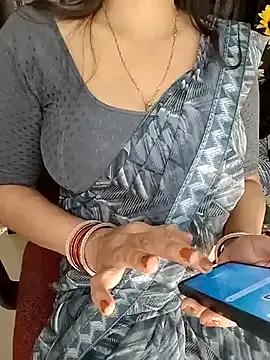 Freechat kaamuk_shweta on StripChat