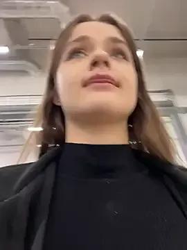 Freechat KittyQueeny on StripChat