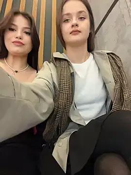 Freechat KittyQueeny on StripChat