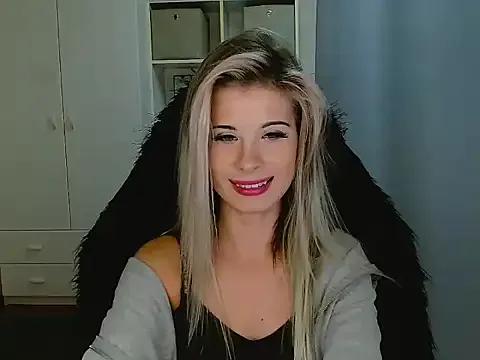 StripChat KristineGlow is Freechat KristineGlow — Naugthy Show ...