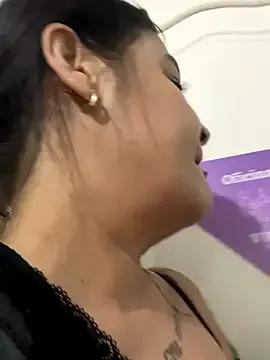 Lili__taylor on StripChat 