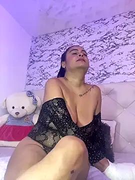 Lili__taylor on StripChat 