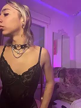 StripChat Littlebunny21 is Freechat Littlebunny21 — Wanna have some fun babe?