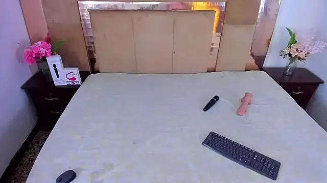 Freechat LizBrook on StripChat