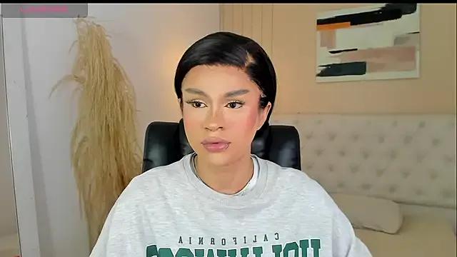 Freechat LOISE-XX on StripChat