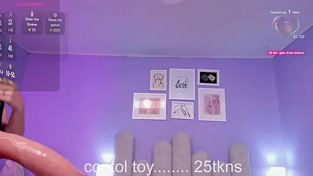 Freechat lucrecia_sucker on StripChat