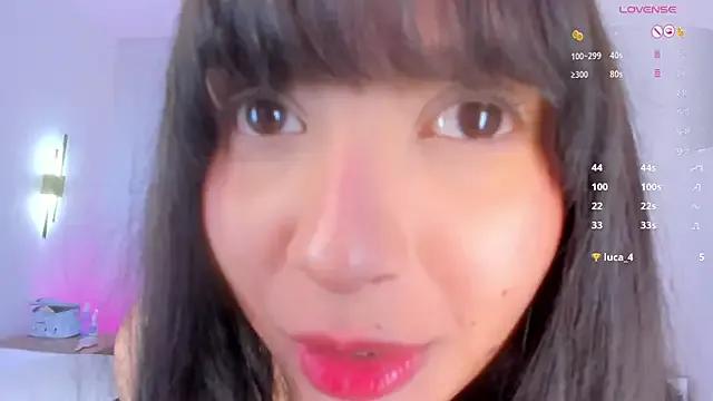 Freechat luisah_ on StripChat