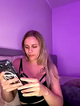StripChat lunawolf21 is Freechat lunawolf21 — Porno LT + Put in XXL Plug