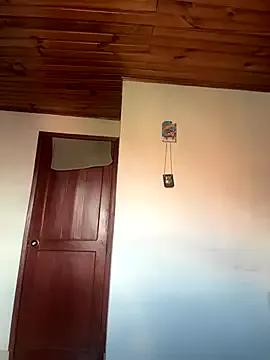 MADAME-ARLETTE — naked and special show at hardware store