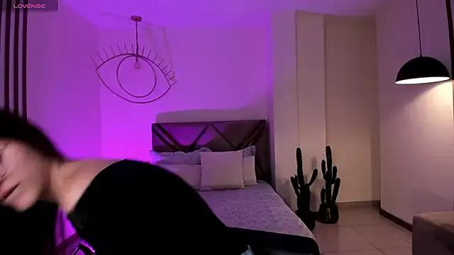 Freechat MaiaCollins on StripChat