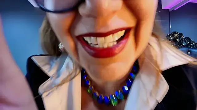 Freechat MelaniaKnauss on StripChat