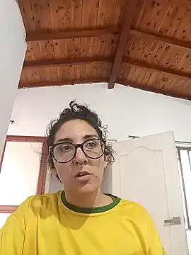 Melinerd — Give u all the atention