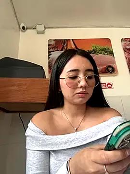 Freechat Michelle_Zoe on StripChat